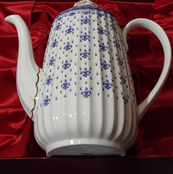 Spode China, 1950s Fleur de lis Pattern - Picture 4 of 15